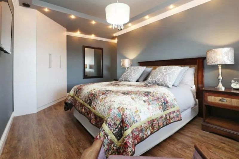 4 Bedroom house with flatlet Uitzicht